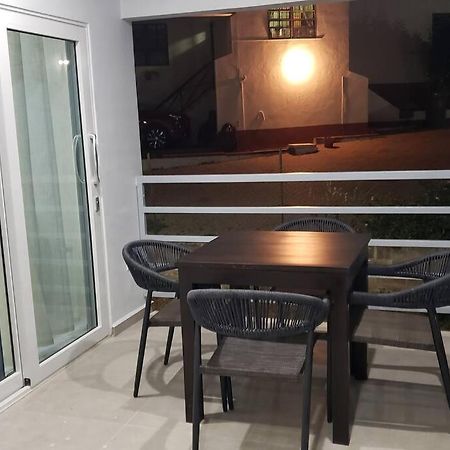 Cg Apartment - Turtuga Willemstad Exterior photo